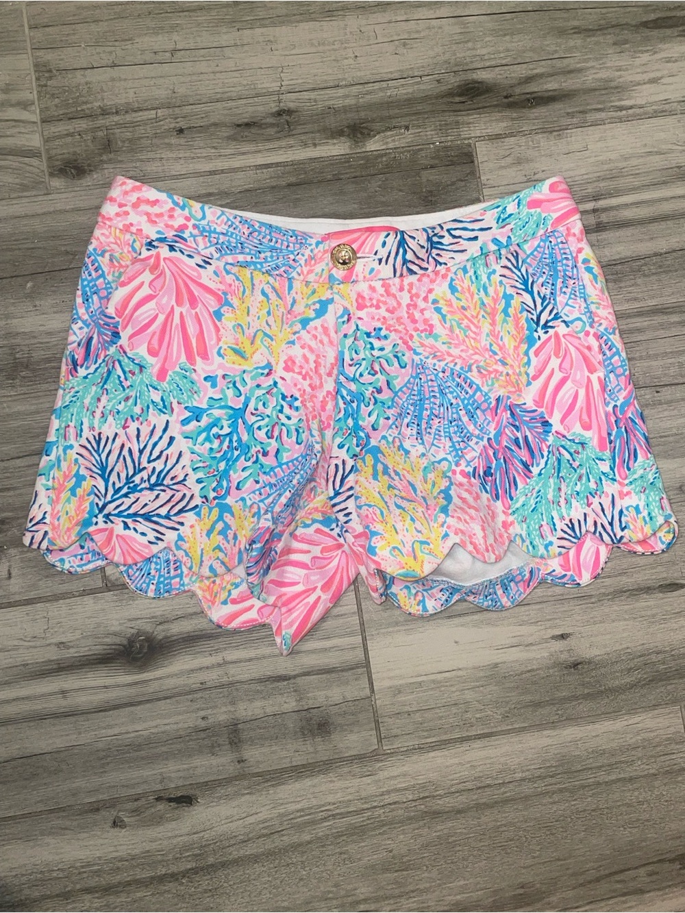 Lilly Pulitzer Buttercup Shorts. Size 0